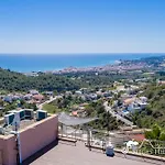 וילה Stylish Havana With Sea Views, Private Pool & A/c