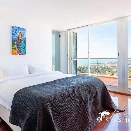 Stylish Havana With Sea Views, Private Pool & A/c シッチェス