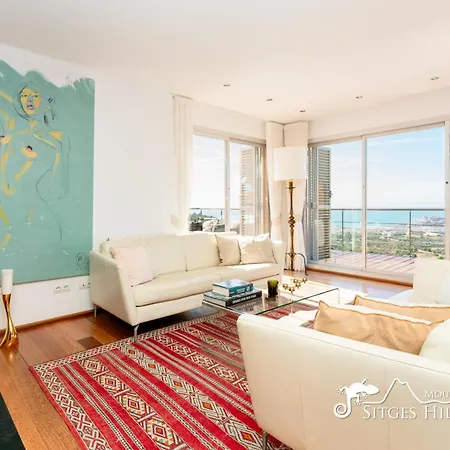 Stylish Havana With Sea Views, Private Pool & A/c シッチェス