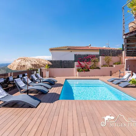 Stylish Havana With Sea Views, Private Pool & A/c