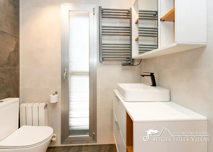 Villa Stylish Havana With Sea Views, Private Pool & A/c Sitges