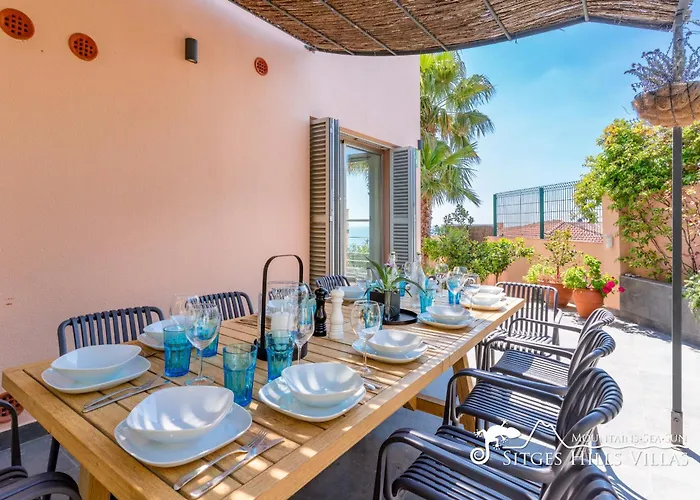 Stylish Havana With Sea Views, Private Pool & A/c Villa Sitges