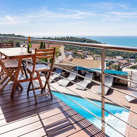 Stylish Havana With Sea Views, Private Pool & A/c فيلة