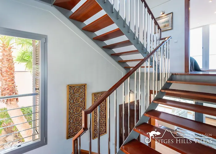 Villa Stylish Havana With Sea Views, Private Pool & A/c Sitges