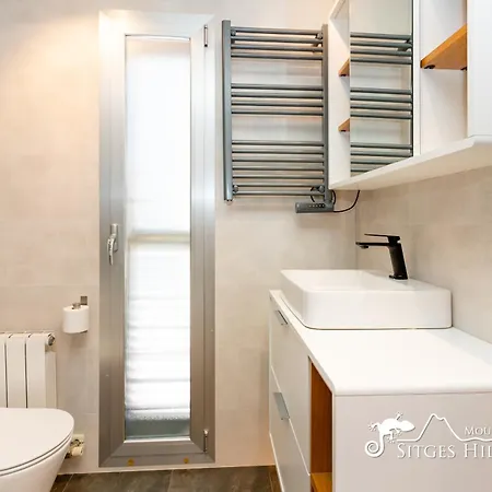 Willa Stylish Havana With Sea Views, Private Pool & A/c Sitges