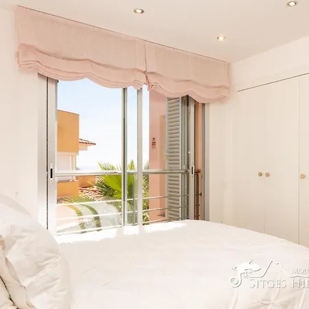 Willa Stylish Havana With Sea Views, Private Pool & A/c