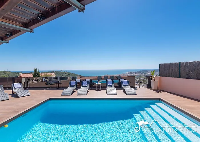 Stylish Havana With Sea Views, Private Pool & A/c *