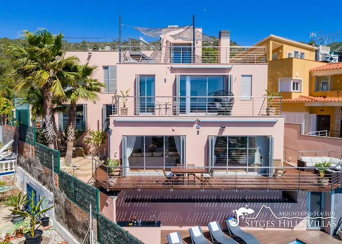 Stylish Havana With Sea Views, Private Pool & A/c Вілла Сіджас