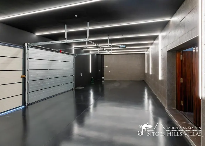 Stylish Havana With Sea Views, Private Pool & A/c *